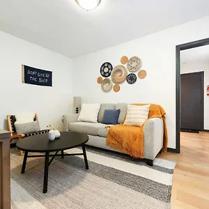 Hostwise - Pet Friendly Butler St Apt, Ground Floor With Private Entrance Apartment